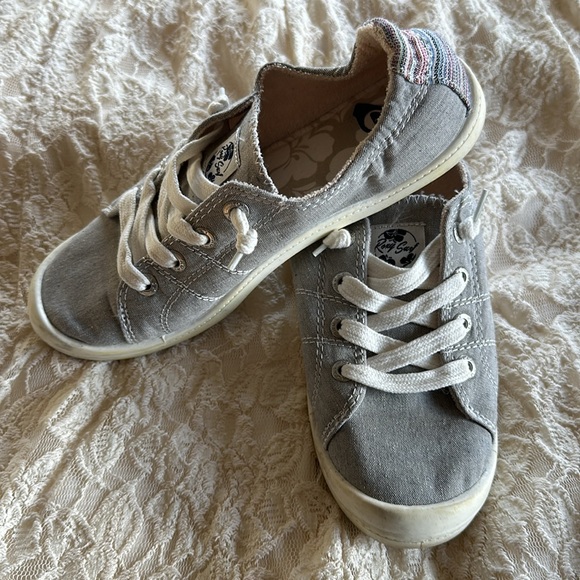 Roxy tennis shoes - Picture 2 of 6